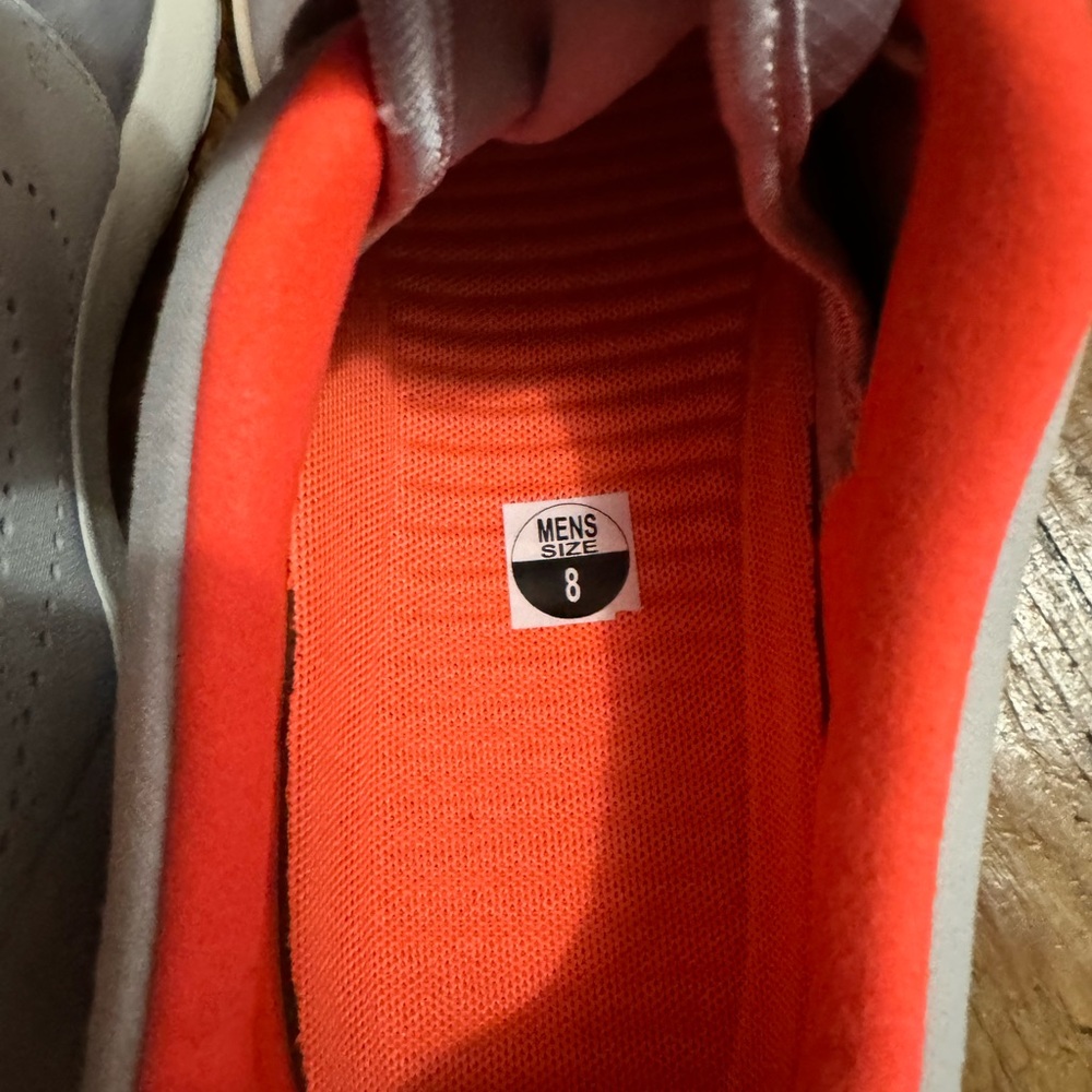 NIKE Mens Roshe One Premium Shoe (Size 8 Pure Platinum/Pure Platinum-Wolf Grey) - Picture 7 of 7
